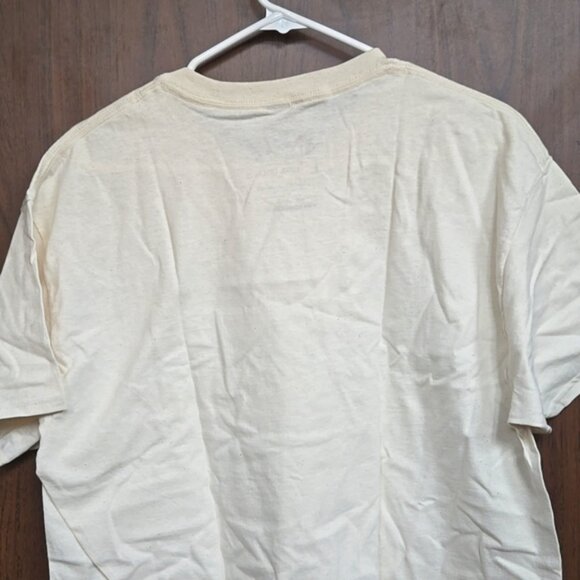 Richvale Size L Beige Graphic T-Shirt - Picture 5 of 6